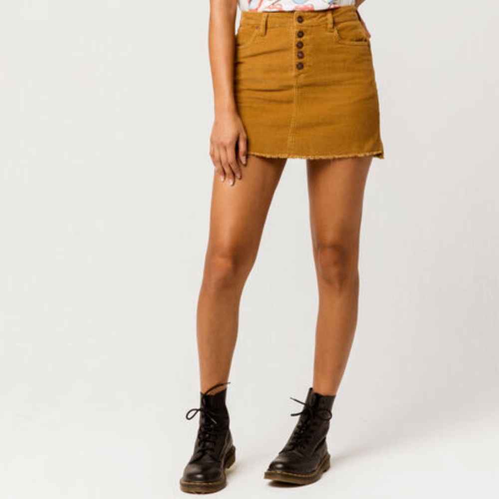NWOT Sky and Sparrow Light Brown Corduroy Mini Skirt with Frayed Hem Size 9